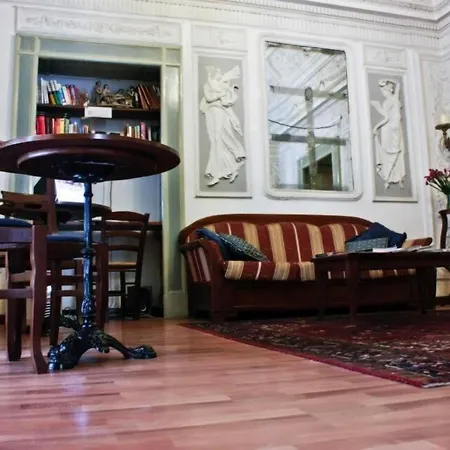 B&B Miseria E Nobilta'-3